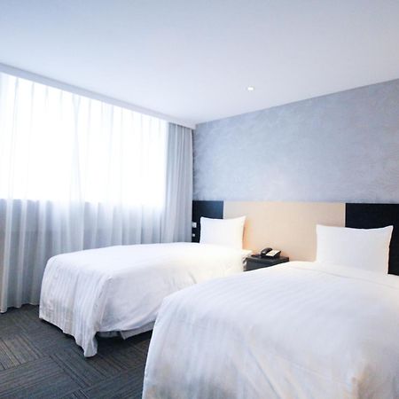 台北碧瑤飯店 Hotel B Taipei Exteriör bild