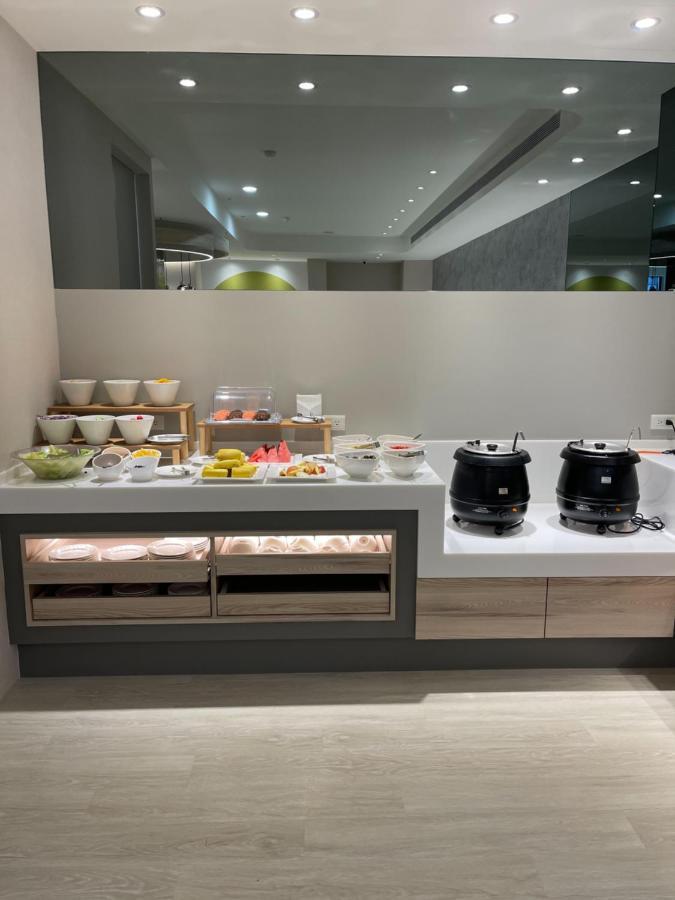 台北碧瑤飯店 Hotel B Taipei Exteriör bild
