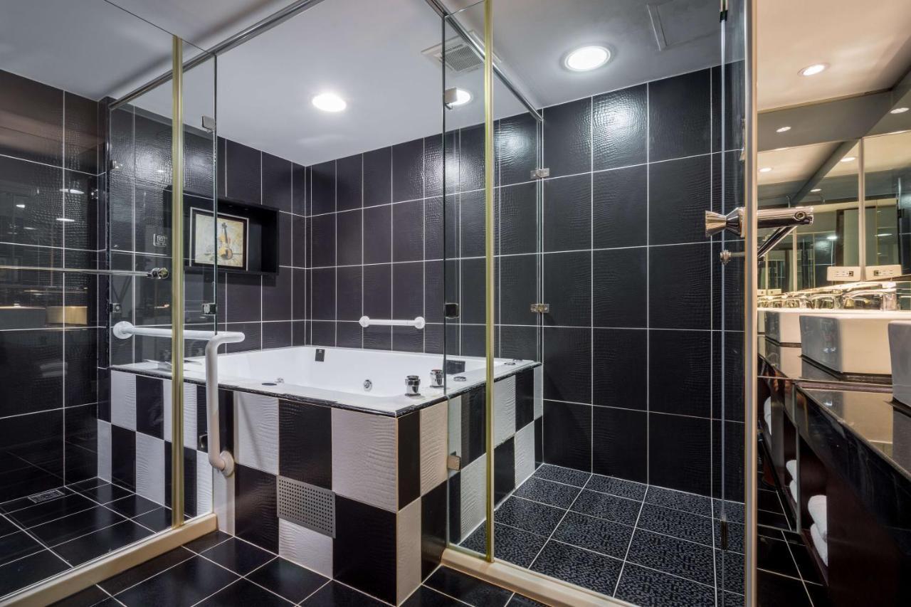 台北碧瑤飯店 Hotel B Taipei Exteriör bild